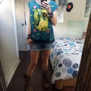 T-shirt, light and soft, teal with images